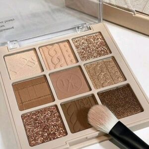 Eyeshadow Palette, 1Pc 9-Color Makeup Eyeshadow Palette Matte & Shimmer